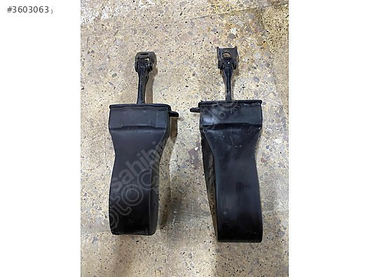 VW PASSAT B8 ÖN KAPI GERGİSİ