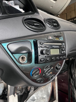 FORD FOCUS 1 TEYP ÇERÇEVESİ HATASIZ ORJİNAL