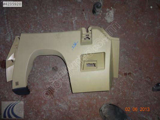 MAZDA 3 2012 ÇIKMA GÖĞÜS DİZ PLASTİĞİ