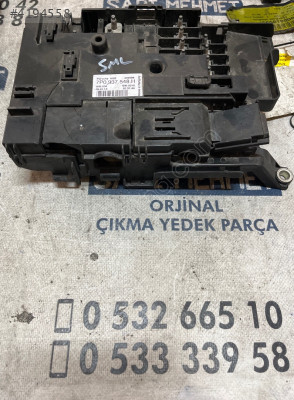 ÇIKMA PORSCHE CAYANNE 7P0.937.548.H 7P0937548H SİGORTA KUTUSU