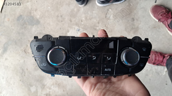 Opel insignia a klima kontrol paneli