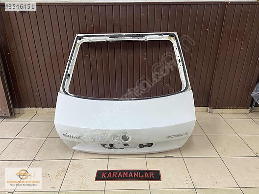 SKODA OCTAVİA BAGAJ KAPAĞI ORJİNAL