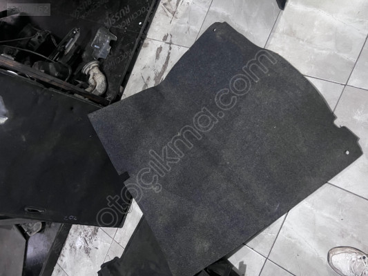 PEUGEOT 301 BAGAJ HALISI