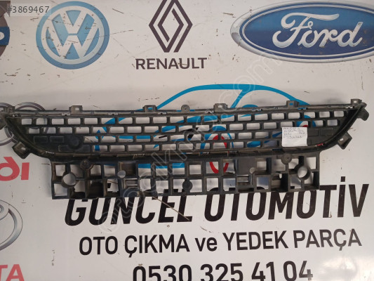 RENAULT MASTER 4 2020 ÖN TAMPON ORTA IZGARA ORJİNAL ÇIKMA