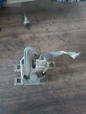 FİAT doblo 2013 kaput açma kilidi