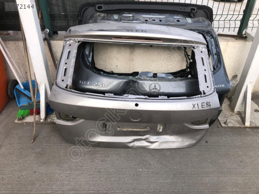 BMW X1 E84 BAGAJ KAPAĞI