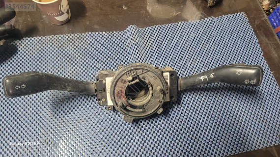 Audi a6 sinyal silecek kolu