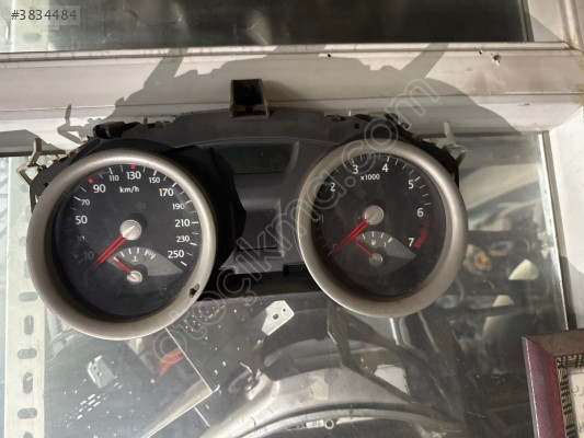 Megane 2 km saati