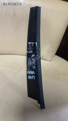 CHEVROLET EPİCA SAĞ ARKA KAPI DİREK KAPLAMASI ÇIKMA 96635878