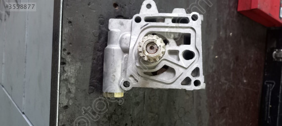Escort 1,8 dizel e.m. yağ pompası sıfır ithal OEM 91FF6600AC