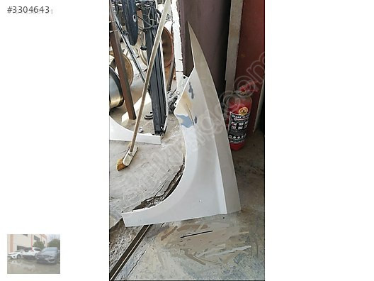 2015 LEON SOL ÖN ÇAMURLUK ÜNALLAR OTO YEDEK PARÇADA