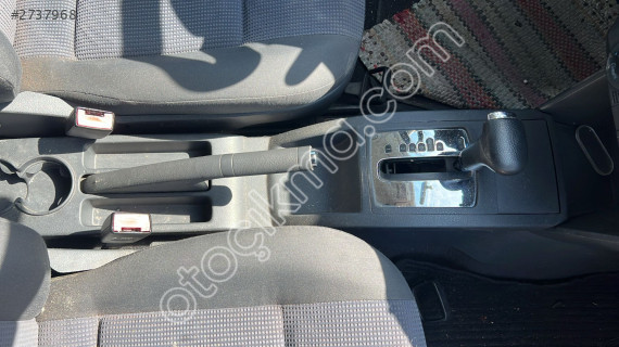 VW POLO 02-05 VİTES KONSOLU