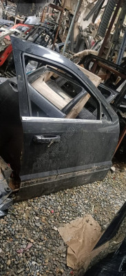 Jeep Grand Cherokee wk çıkma sağ ön kapı