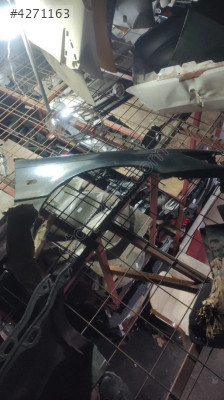 MİTSHUBİSHİ L200 SAĞ ÖN ÇAMURLUK