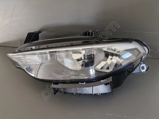 FİAT EGEA SOL ÖN FAR MOTORLU SİYAH ZEMİN SIFIR 2015-2020