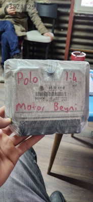 Volkswagen Polo 1.4 TDI Motor Beyni 045906019 AB 0281010503