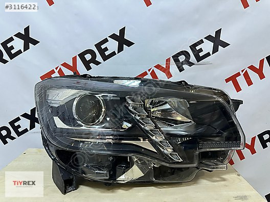 Peugeot Rifter Sağ Ön Far 23-24 9816827180