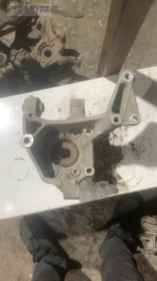 2006-2015 Audi Q3 Sağ Taşıyıcı Parça - 3C0505436G