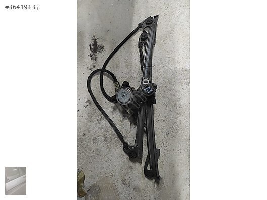 95 VOYAGER SAĞ ÖN CAM KRİKO