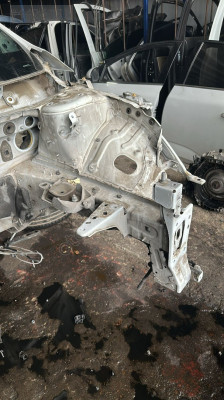 RENAULT MEGANE 4 SOL ÇEYREK ŞASİ PODYA KILIÇ SACI BURSA MG