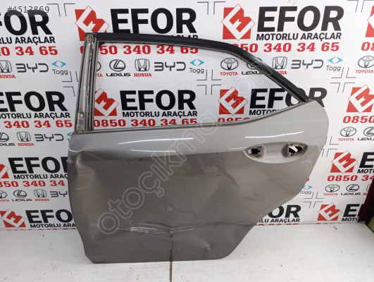 TOYOTA COROLLA SOL ARKA KAPI ÇIKMA ORİJİNAL PARÇA