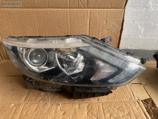 NISSAN QASHQAI ÇIKMA ORJİNAL SAĞ - SOL FAR