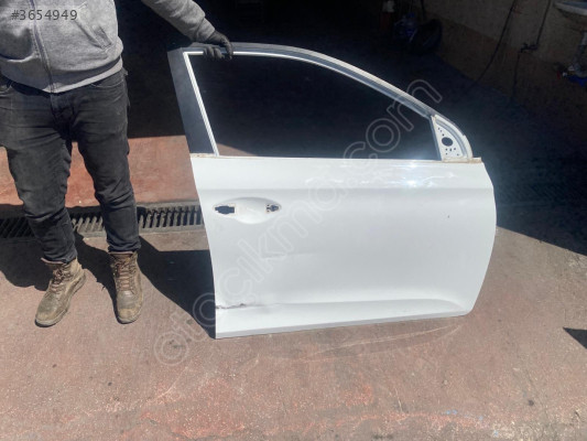 2014/2019 HYUNDAİ İ20 BEYAZ SAĞ ÖN KAPI ORJINAL LOKALLIK