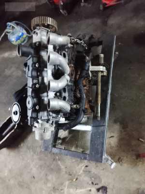 Citroen Berlingo 1.9 komple motor