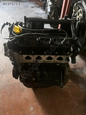 Clio 2 1.2 16 valf motor komle