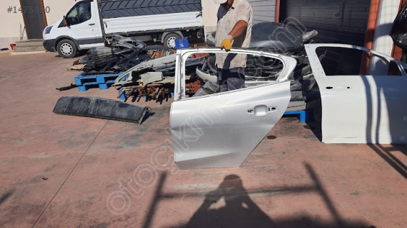 FORD FOCUS 2019 /2021 SOL ARKA KAPI