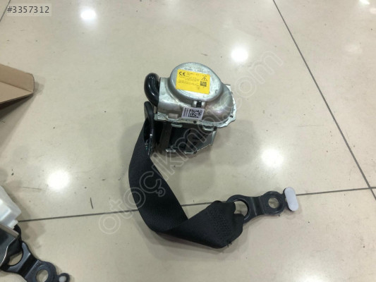 MERCEDES C SERİ W205 SOL ARKA EMNİYET KEMERİ 2058600585