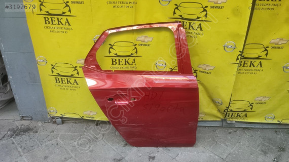OPEL CORSA F SAĞ ARKA KAPI KIRMIZI ÇIKMA ORJİNAL YEDEK PARÇA