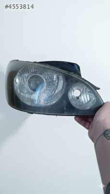 Hyundai getz sağ ön far 2010