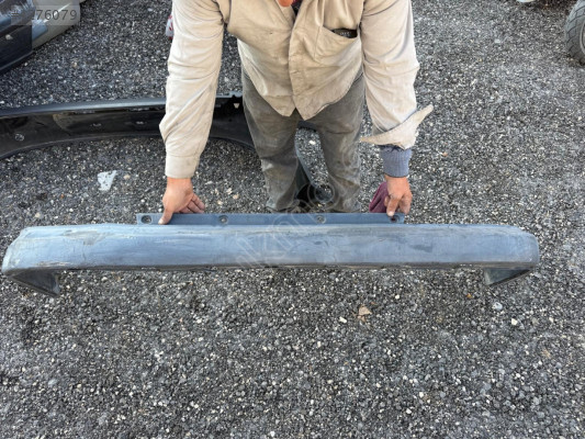 TOYOTA AVENSİS ARKA TAMPON ÜST PARÇASI 98-01 MODEL ORJİNAL ÇIKMA