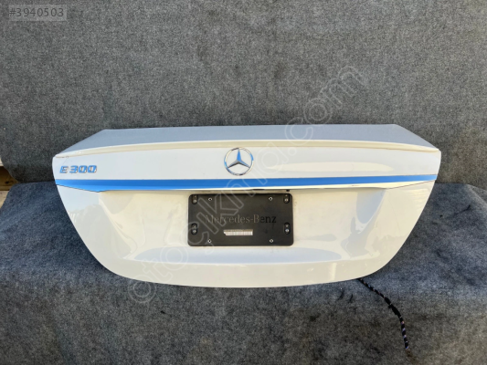 MERCEDES E SERISI ÇIKMA ORJİNAL BAGAJ