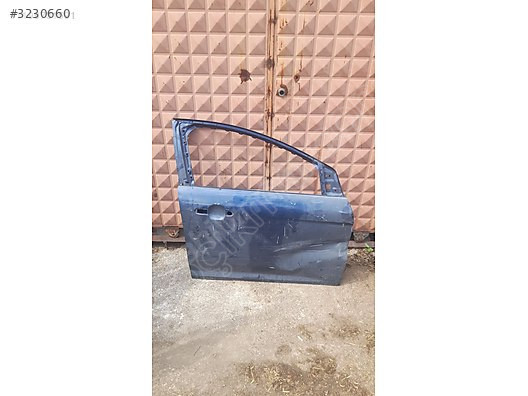 ford focus 3 sag kapi orjinal nokta hasarlı