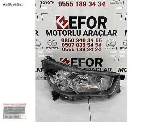 TOYOTA HİLUX SAĞ FAR ÇIKMA ORJİNAL YEDEK PARÇA 20-23