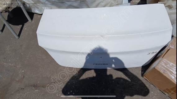 Citroen c eleys arka bagaj kapağı