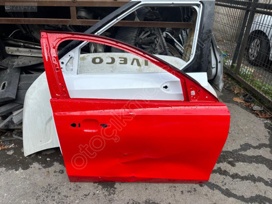 MİRİM OTODAN FORD FOCUS 4 SAĞ ÖN KAPI