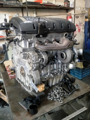 VW TOUREG 2006 2.5 DİZEL 5 SİLİNDİR BAC KOMPLE MOTOR
