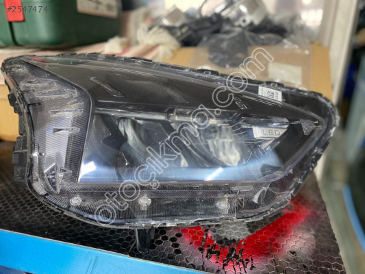 HYUNDAİ BAYON SAĞ LEDLİ SAĞ FAR - ÇIKMA ORJİNAL