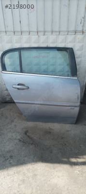 OPEL SIGNUM SAĞ ARKA KAPI