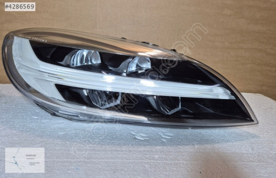VOLVO V40 FAR SAĞ LEDLİ