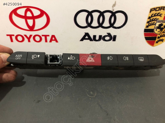 Orjinal Fiat Doblo Dörtlü Flaşör Düğmesi Çıkma Parça