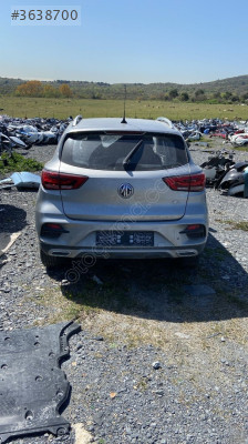 MG ZS BAGAJ KAPAĞI SÖKME