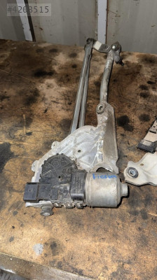 FORD FİESTA SİLECEK MEKANİZMASI VE MOTORU DB OTO BURSA