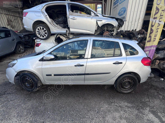 Renault Clio 3 Grand Tour Çıkma 1.5 Dci Aks Sağ Sol
