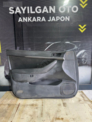 Toyota Avensis sol ön kapı döşemesi