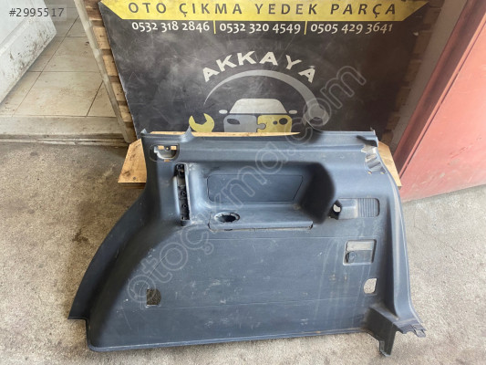 1T0867036D Touran Arka Yan Panel Kaplaması Sağ Orjinal Çıkma