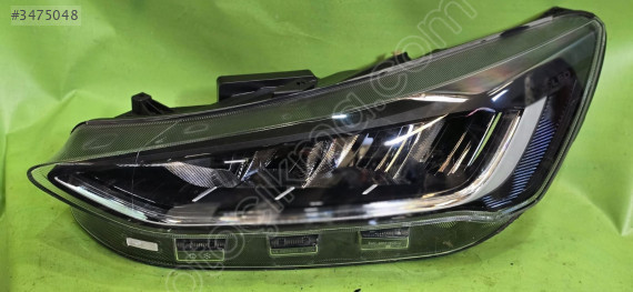 2023 2025 Focus 4,5  sol ön far çıkma